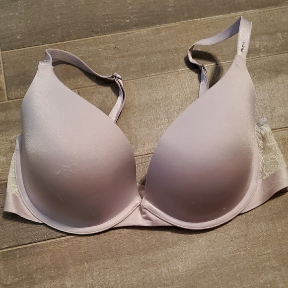 Light purple Victoria's Secret Bra - Picture 1 of 2